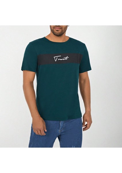 Zümrüt Yeşili Bisiklet Yaka Göğsü Trust Garni Basklı T-Shirt indirimleri