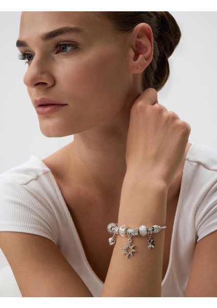 Beyaz Parlak Çok Figürlü Charm Bileklik