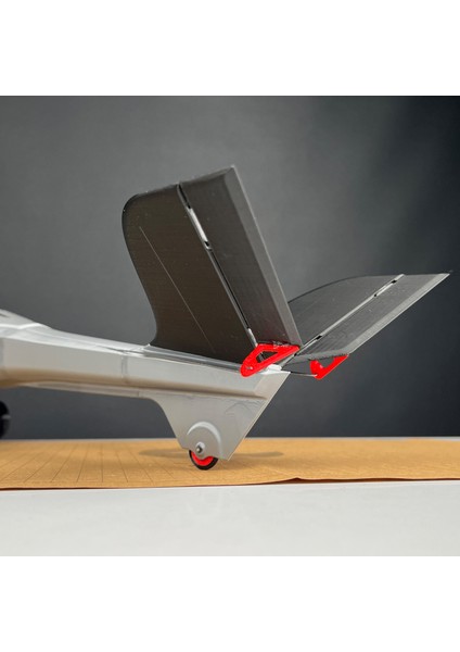 Crow V2 750 mm FPV RC Model Uçak, Elektroniksiz Gövde Kiti