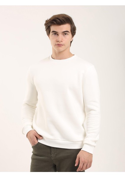 Ekru Erkek Regular Fit Bisiklet Yaka Sweatshirt fiyatları