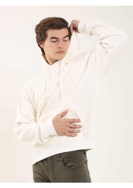 Ekru Erkek Regular Fit Kapüşonlu Sweatshirt modelleri