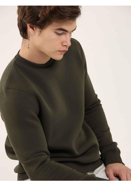 Haki Erkek Oversize Düz Pamuklu Bisiklet Yaka Sweatshirt fırsatları