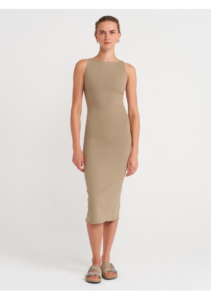 91099 Vücuda Oturan Midi Elbise-Çağla
