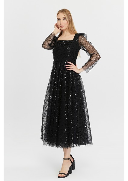 Kadın Kare Yaka Tül Kumaş Üzerine Inci Boncuklu Tül Şık ve Zarif Abiye Elbise fırsatları