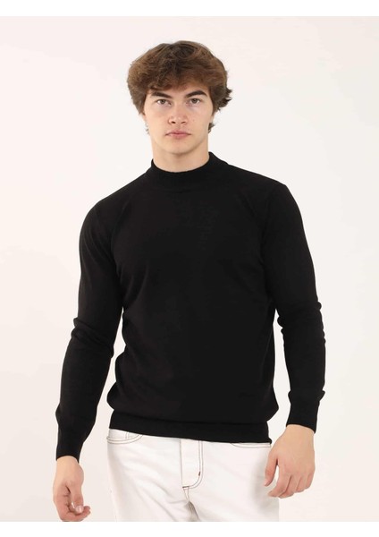 Siyah Erkek Slim Fit Yarım Balıkçı Yaka Triko