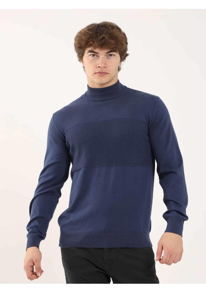 İndigo Erkek Regular Fit Desenli Dik Yaka Triko