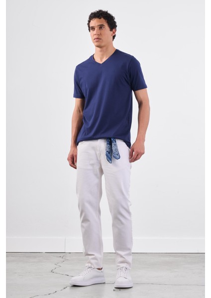Lacivert V Yaka Pamuklu Düz Renk Slim Fit Erkek T-shirt fırsatları
