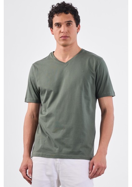 Haki V Yaka Pamuklu Düz Renk Slim Fit Erkek T-shirt