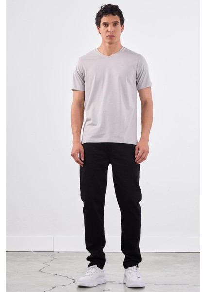 Gri V Yaka Pamuklu Düz Renk Slim Fit Erkek T-shirt fiyatları