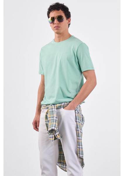 Mint Yeşili Bisiklet Yaka Pamuklu Düz Renk Slim Fit Erkek T-shirt