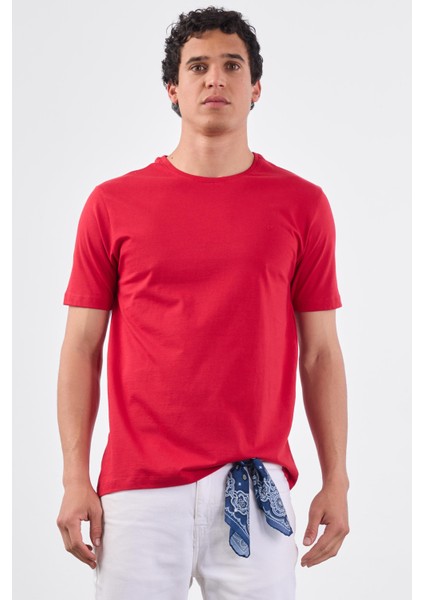 Kırmızı Bisiklet Yaka Pamuklu Düz Renk Slim Fit Erkek T-shirt