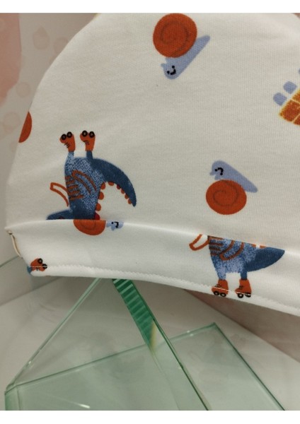 Hayvan Desenli Bebek Bere - Beyaz - Organik & El Yapımı modelleri