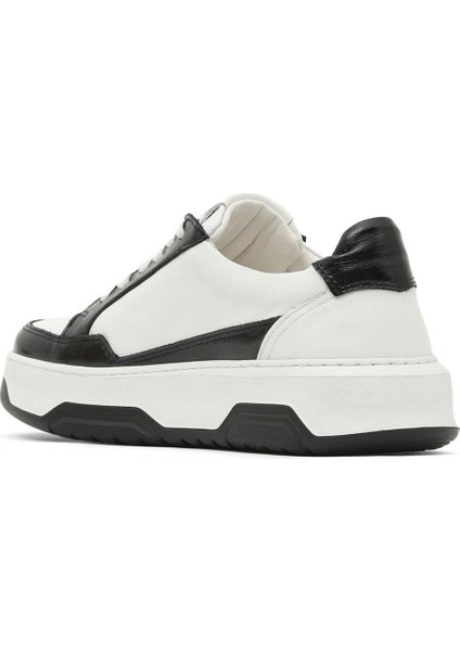 Siyah Parlak Deri Kadın Spor Ayakkabı 16WA8223 16WA8223 fırsatları