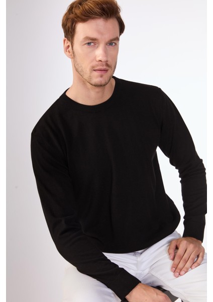 Siyah Bisiklet Yaka %100 Pamuk Düz Renk Slim Fit Erkek Triko modelleri