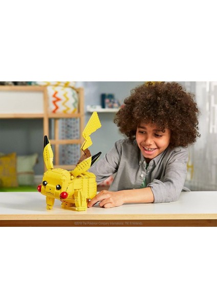 FVK81 Mega™ Pokémon™ Jumbo Pikachu Figürü 825 Parça +8 Yaş fırsatları