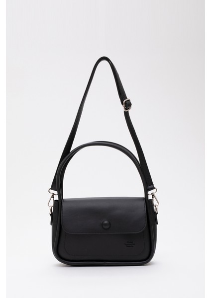 Siyah SHK97 Suni Deri Ön Cep Detaylı 2 Bölmeli Ayarlanabilir Askılı El,kol ve Omuz Çantası