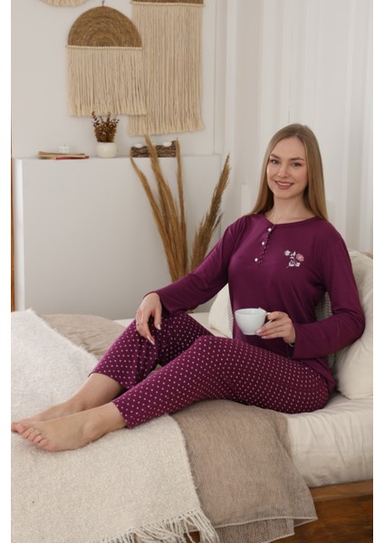 Dreamy Uzun Kollu Puantiyeli Düğmeli Yaka Pijama Takımı fiyatları