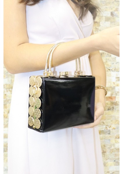 161 Rugan Para Burs Abiye Çanta | Parlak ve Şık Tasarım