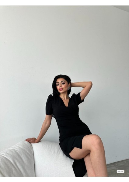 Kadın Kruvaze Yaka Yandan Yırtmaç Detaylı Scuba Krep Kumaş Midi Boy Elbise S-Siyah