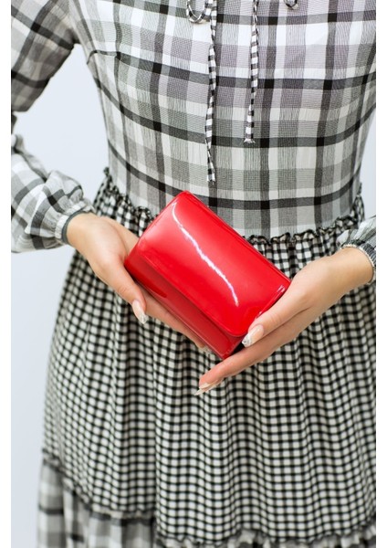 111 Rugan Minik Abiye Çanta | Parlak Minik Gece Çantası fiyatları