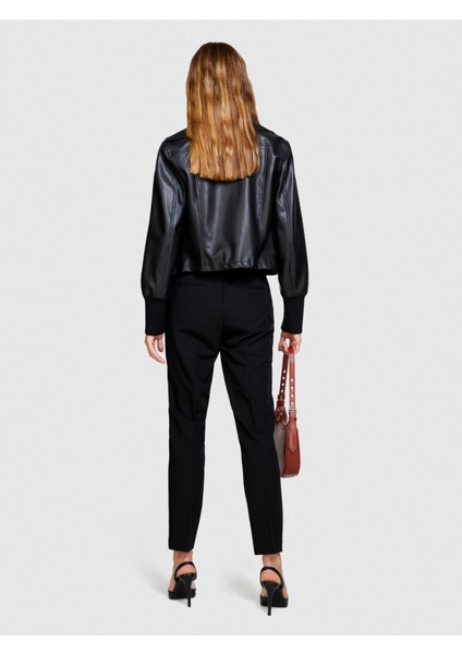 Sisley Viskoz Karışımlı Regular Fit Normal Bel Esnek Pantolon Kadın Siyah Pantolon - 323A4KVX55AE7 modelleri