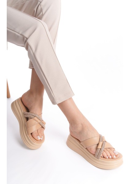 Mıla Düz Topuklu Taşlı Çapraz Şeritli Kalın ve Ortopedik Taban Kadın Terlik Tt Ten indirimleri