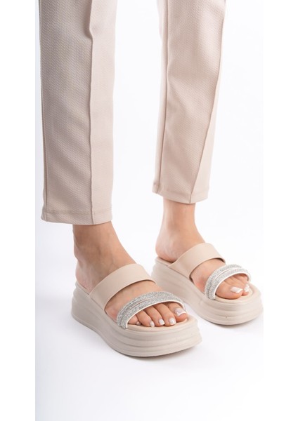 Laıla Düz Topuklu Taşlı Şeritli Kalın ve Ortopedik Taban Kadın Terlik Kt Krem fırsatları