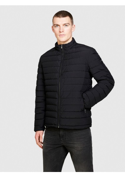 Sisley Kolu Logo Etiketli Fermuarlı Cepli Hafif Ceket Erkek Siyah Mont - 324P24UWSN02R modelleri