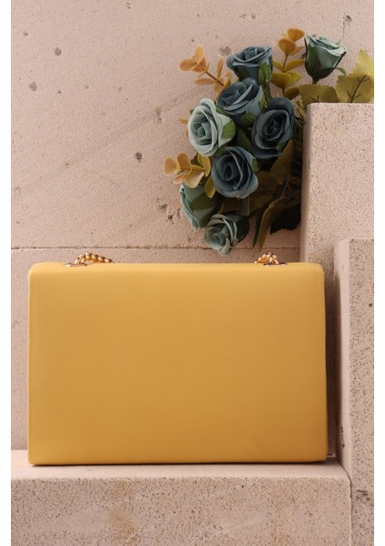 414 Mat Zincir Askılı Kilitli Portföy Çanta fiyatları