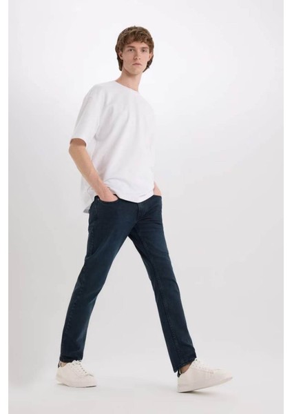 Pedro Slim Fit Dar Kalıp Normal Bel Dar Paça Jean Pantolon R8791AZ25AU modelleri