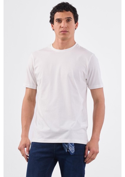 Beyaz Bisiklet Yaka Pamuklu Düz Renk Slim Fit Erkek T-shirt