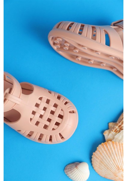 19 - 29 Numara Igor Tobby Solid Nude Sandalet indirimleri