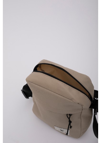 Bej U12 Imperteks Kumaş, Fermuarlı 2 Bölmeli ,ayarlanabilir Askılı, Kol ve Omuz Çantası
