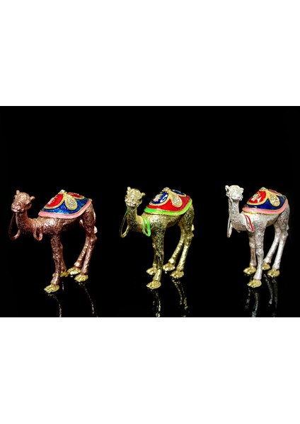Swaroski Deve Figürü