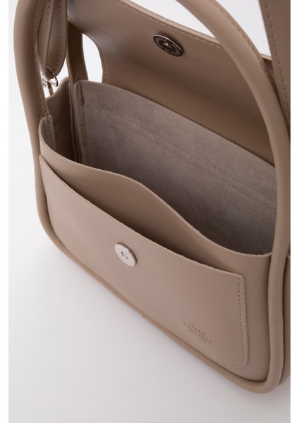 Vizon SHK97 Suni Deri Ön Cep Detaylı 2 Bölmeli Ayarlanabilir Askılı El,kol ve Omuz Çantası indirimleri