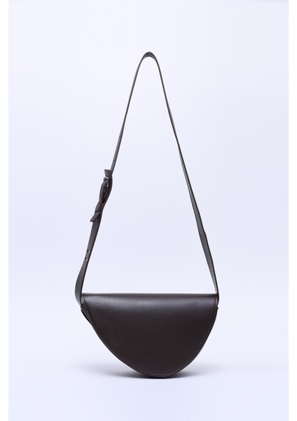 Kahve Rengi SHK154 Suni Deri Asimetrik Çıtçıtlı Tek Bölmeli Astarlı Kol ve Omuz Çantası