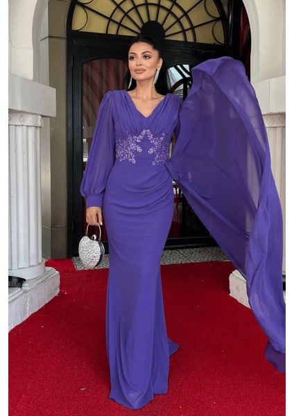 Şifon Kumaş Boncuk Işlemeli Şal Detaylı Abiye Elbise - Mor