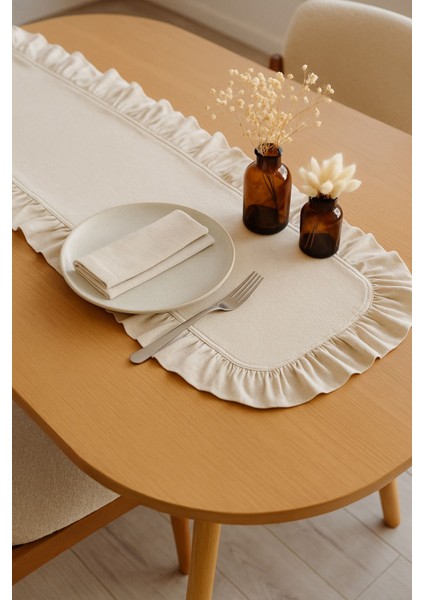 Şık Bej Keten Fırfırlı Runner, Sofra Dekorasyonu Için Zarif Tasarım modelleri