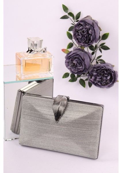 713 Sindirella Yaprak Bukle Abiye Çanta | Şık El Çantası Modeli