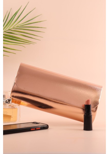 Weembag Mat Minik Uzun Capri Kadın Çanta fiyatları