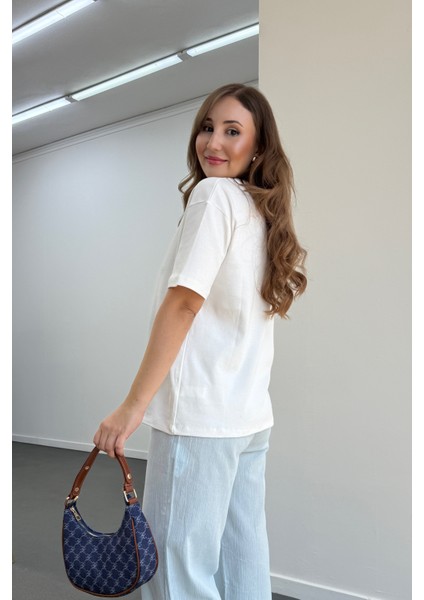 Flowers Baskılı Yazılı Tshirt modelleri