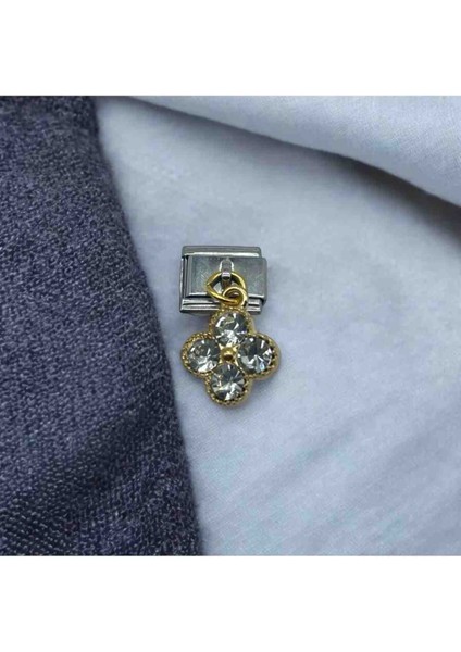 Italyan Zirkon Taşlı Yonca Detaylı Çelik Charm