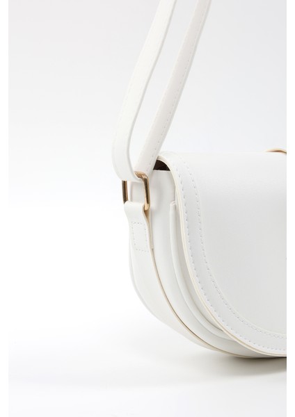 Beyaz SHK92 Kilit Detaylı Suni Deri Tek Bölmeli Çıtçıtlı El, Kol ve Omuz Çantası indirimleri