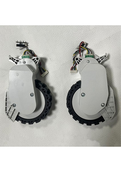 Dreame Bot S10/L10S/L20/X20/X30/X40/S30 Robot Vakum Sürücü Seyahat Tekerleği Için Yedek Sol ve Sağ Tekerlek Modülleri (Yurt Dışından) modelleri