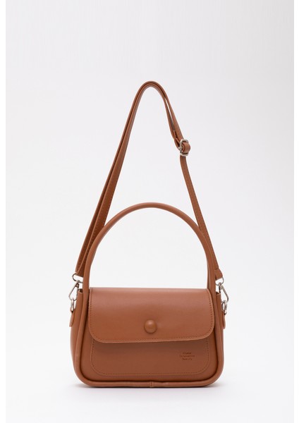 Taba SHK97 Suni Deri Ön Cep Detaylı 2 Bölmeli Ayarlanabilir Askılı El,kol ve Omuz Çantası