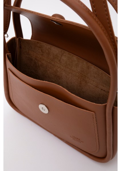 Taba SHK97 Suni Deri Ön Cep Detaylı 2 Bölmeli Ayarlanabilir Askılı El,kol ve Omuz Çantası indirimleri