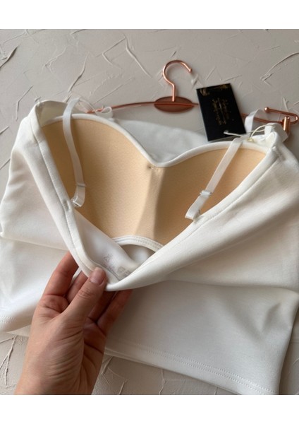 Chole Ithal Pamuklu Göğsü Cut-Out Halka Kaplı Detaylı Ince Askılı Ultra Rahat Büstiyer indirimleri