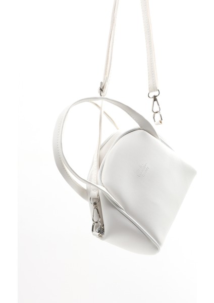 Beyaz SHK132 Suni Deri, Fermuarlı Tek Bölmeli, Çıtçıt Detaylı ,el, Kol ve Omuz Çantası