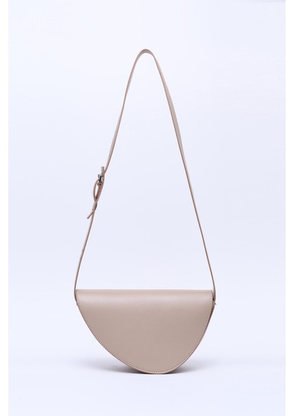 Vizon SHK154 Suni Deri Asimetrik Çıtçıtlı Tek Bölmeli Astarlı Kol ve Omuz Çantası