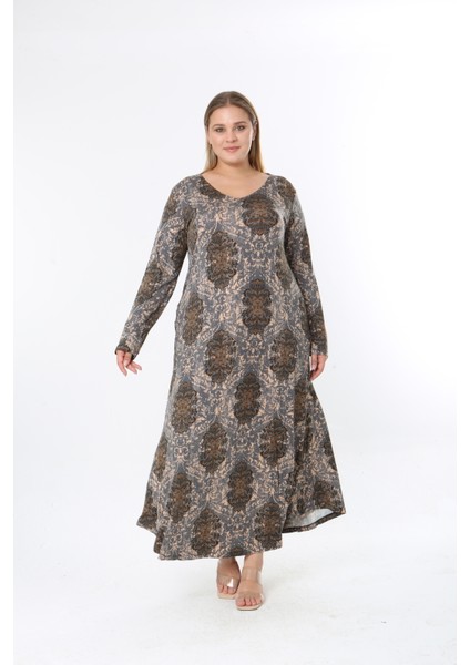 Kadın Desenli ve Likralı Büyük Beden Elbise